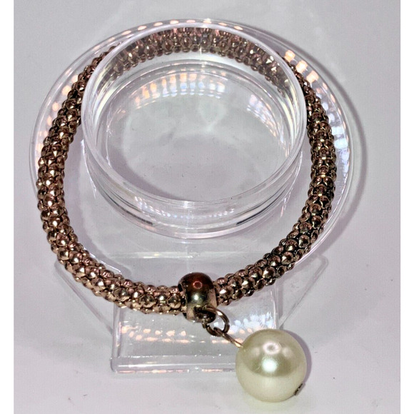 Faux Pearl Dangle Silver-Tone Copper Stretchable 3 5/8" Bracelet! - Picture 5 of 6